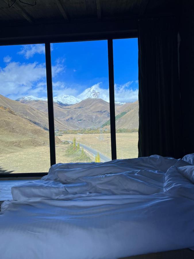 Gzaze Lägenhet Kazbegi Exteriör bild